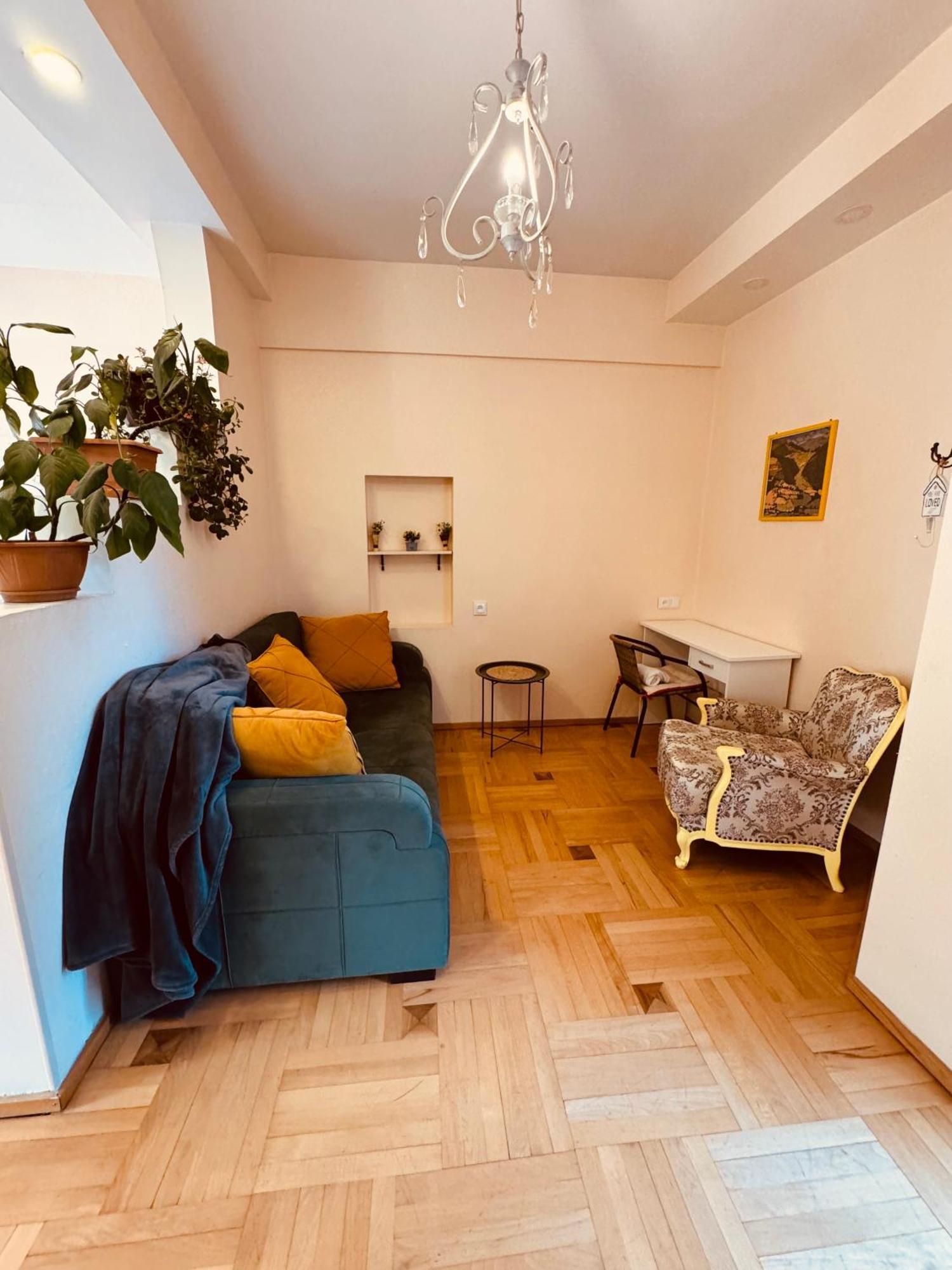 Sky Guest House Tbilisi Buitenkant foto