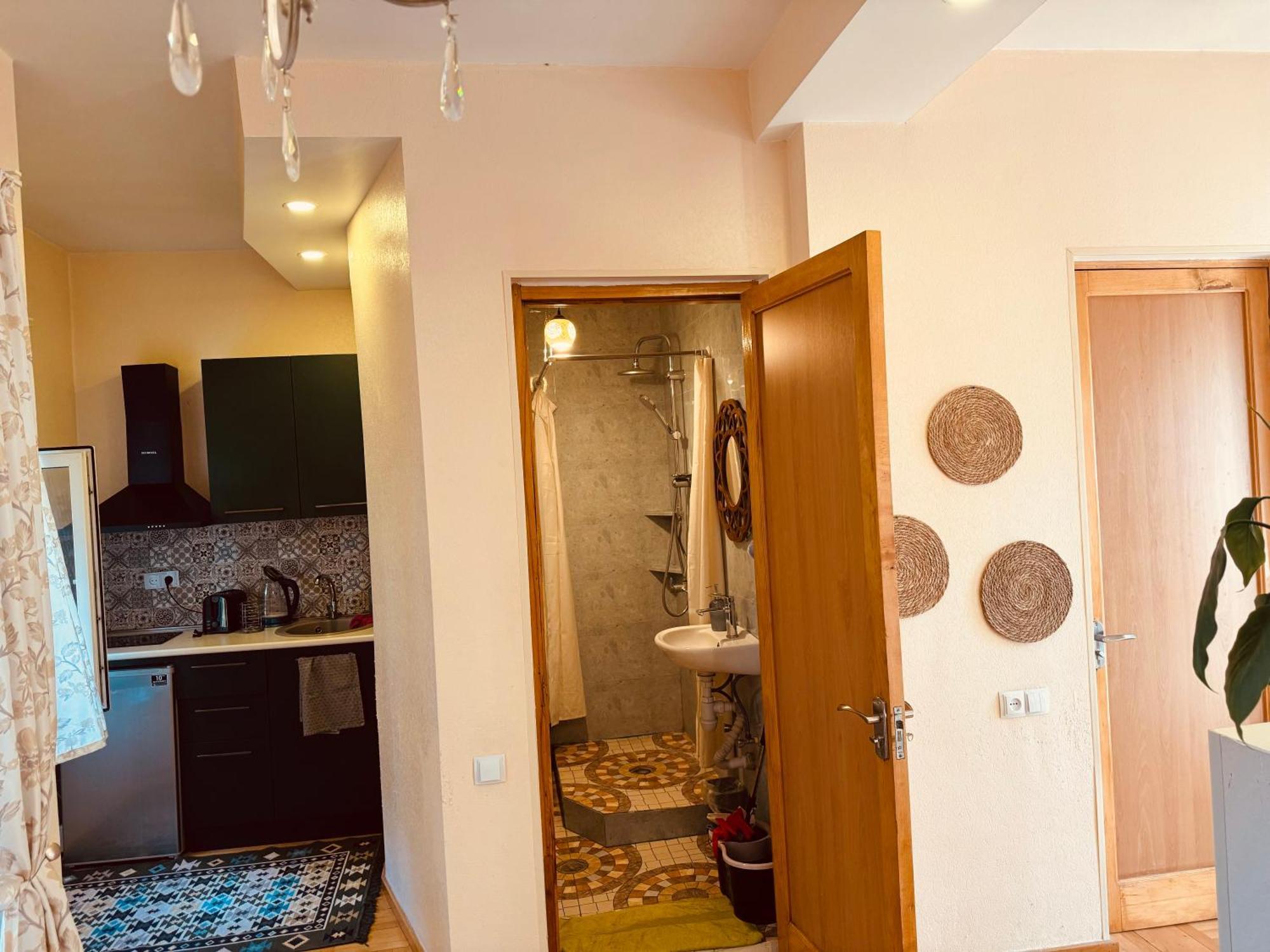Sky Guest House Tbilisi Buitenkant foto